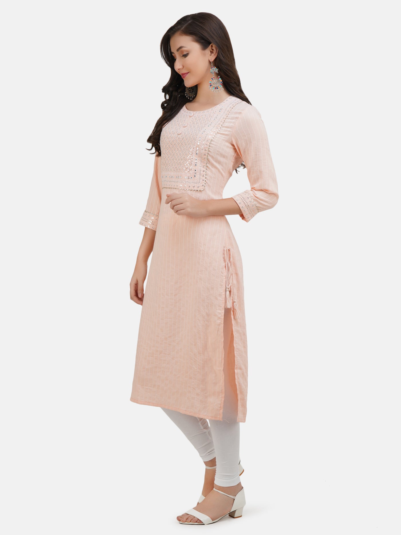 Women's Peach Kurta With Thread Work